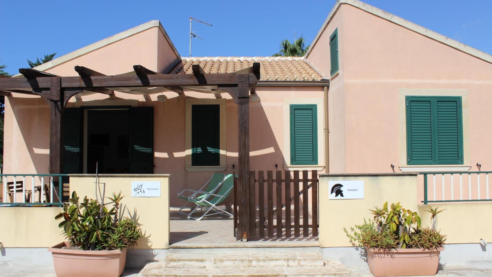Medusa Mdna Marina di Modica Exterior foto