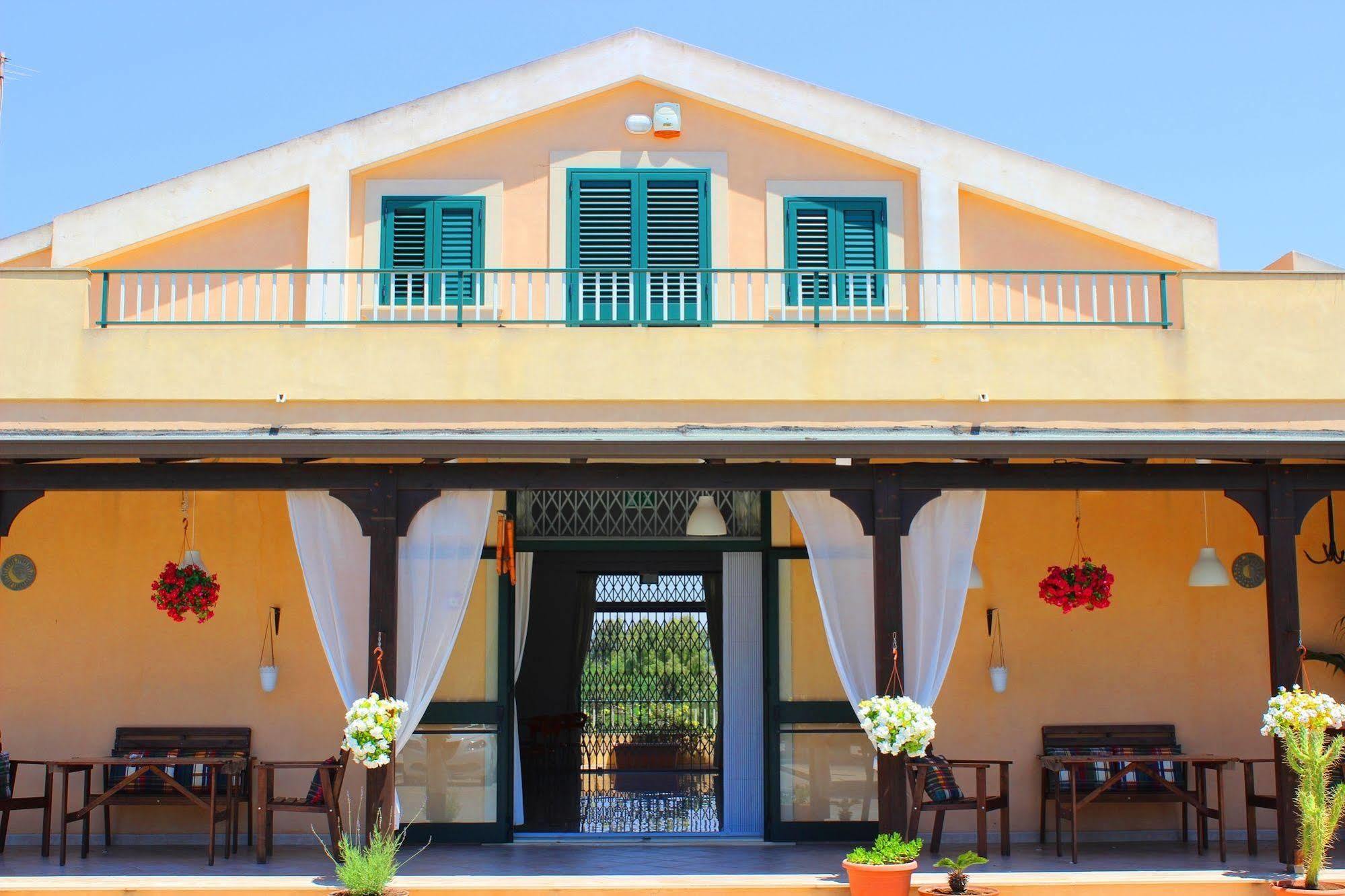 Medusa Mdna Marina di Modica Exterior foto